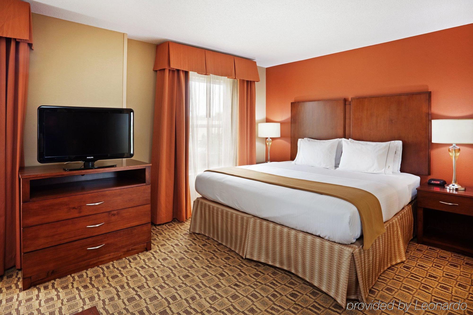 Comfort Suites Near Birkdale Village- Huntersville Habitación foto
