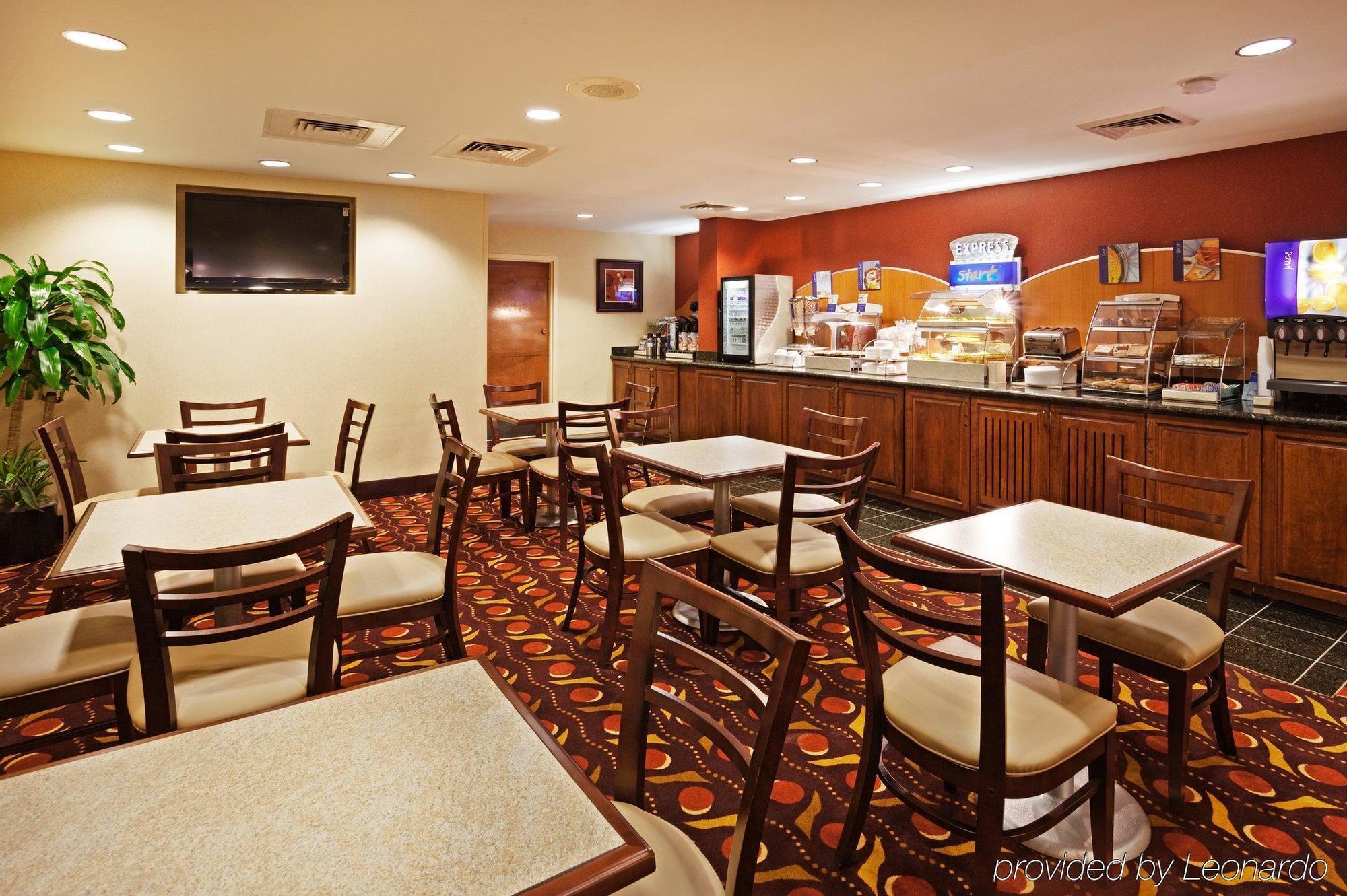 Comfort Suites Near Birkdale Village - Huntersville Restaurante foto