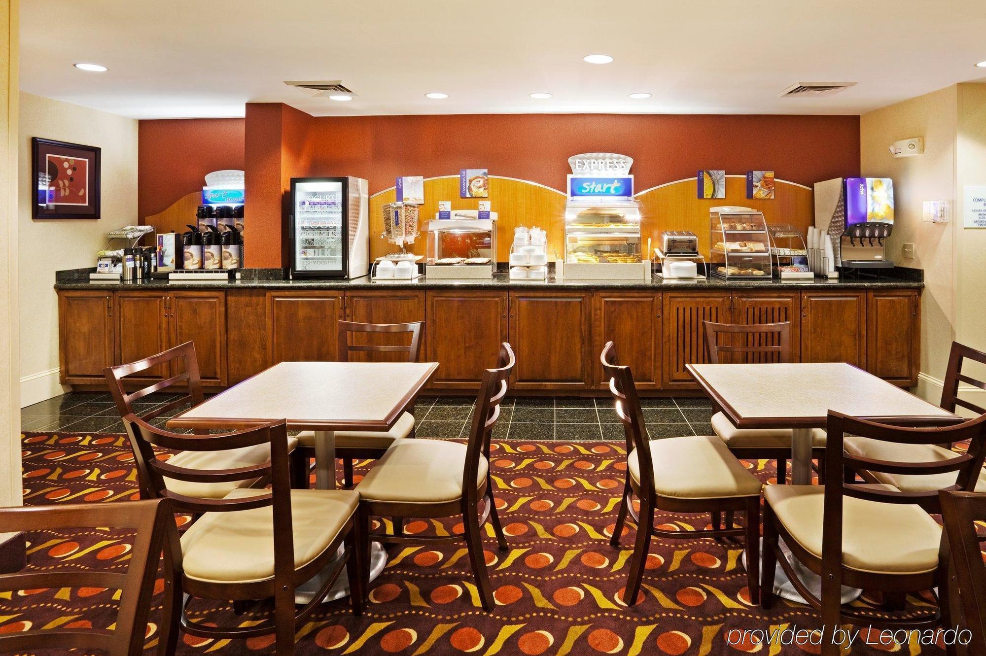 Comfort Suites Near Birkdale Village- Huntersville Restaurante foto